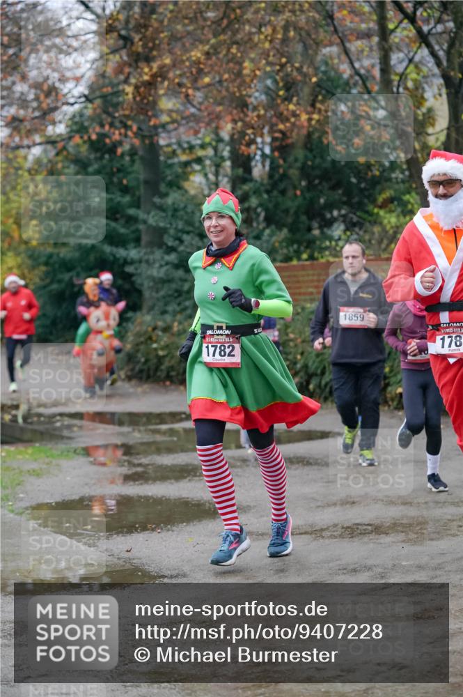 07.12.2025 - St. Pauli X-Mass-Run No. 15 Michael Burmester http://msf.ph/oto/9407228 07.12.2025 09:41:12 Laufen 1859, 1782, 178 meine-sportfotos.de