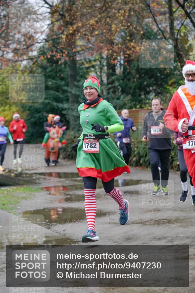 07.12.2025 - St. Pauli X-Mass-Run No. 15 Michael Burmester http://msf.ph/oto/9407230 07.12.2025 09:41:12 Laufen 15, 1782, 1859, 17 meine-sportfotos.de