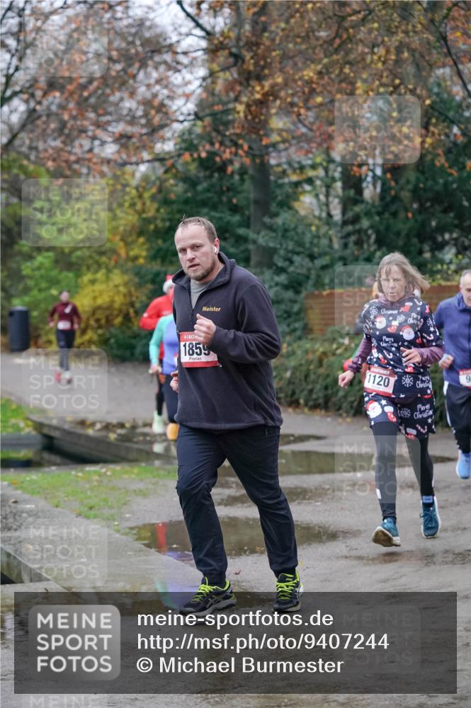 07.12.2025 - St. Pauli X-Mass-Run No. 15 Michael Burmester http://msf.ph/oto/9407244 07.12.2025 09:41:14 Laufen 1859, 1120 meine-sportfotos.de