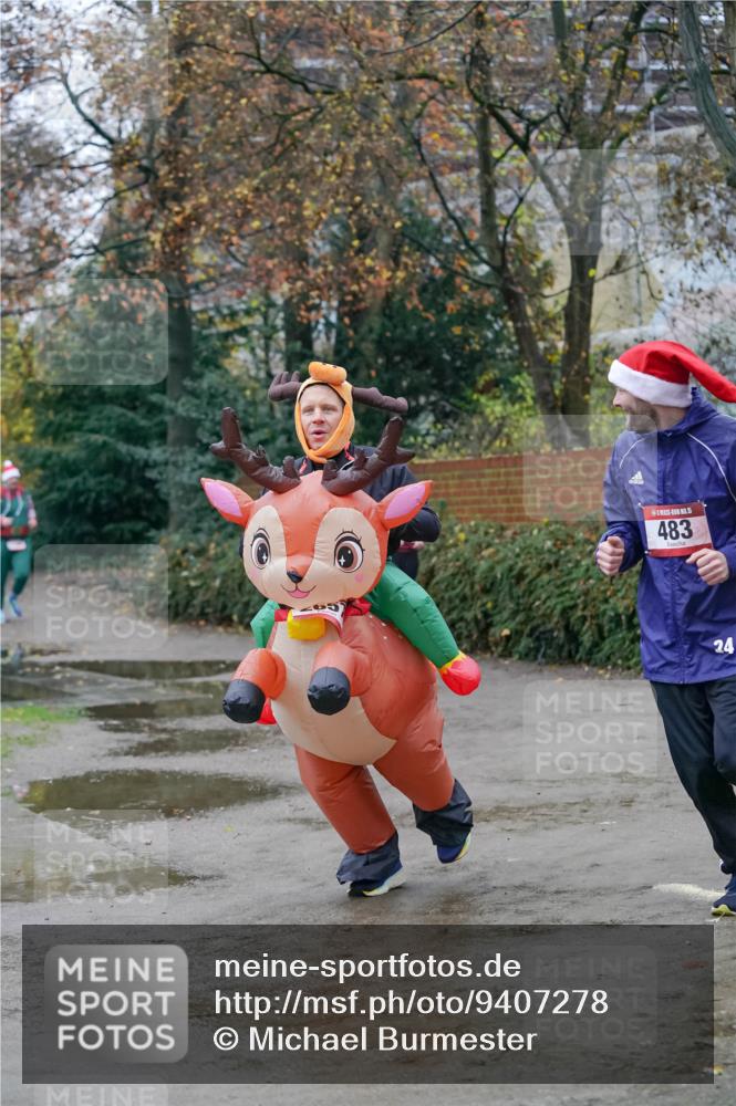 07.12.2025 - St. Pauli X-Mass-Run No. 15 Michael Burmester http://msf.ph/oto/9407278 07.12.2025 09:41:19 Laufen 5, 483, 24 meine-sportfotos.de
