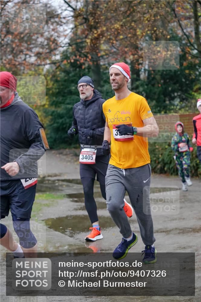 07.12.2025 - St. Pauli X-Mass-Run No. 15 Michael Burmester http://msf.ph/oto/9407326 07.12.2025 09:41:28 Laufen 3405, 3405, 3 meine-sportfotos.de