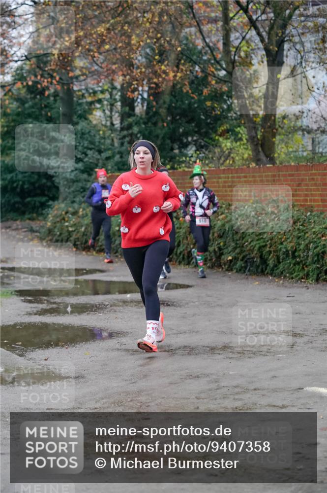 07.12.2025 - St. Pauli X-Mass-Run No. 15 Michael Burmester http://msf.ph/oto/9407358 07.12.2025 09:41:39 Laufen  meine-sportfotos.de