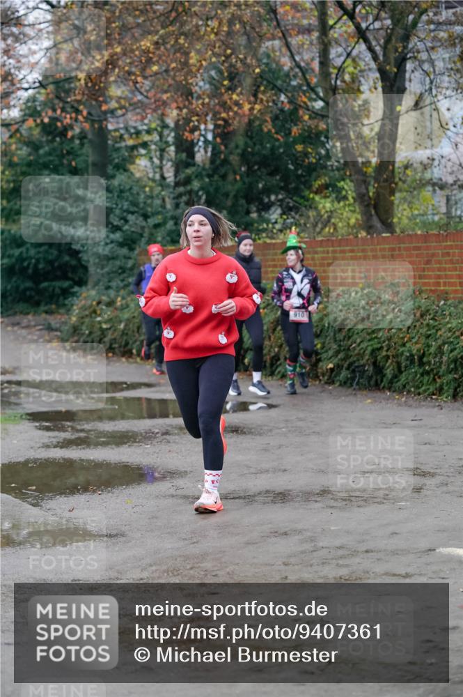 07.12.2025 - St. Pauli X-Mass-Run No. 15 Michael Burmester http://msf.ph/oto/9407361 07.12.2025 09:41:39 Laufen  meine-sportfotos.de