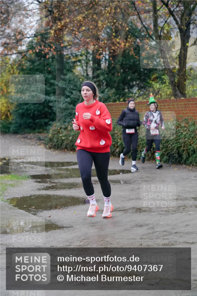 07.12.2025 - St. Pauli X-Mass-Run No. 15 Michael Burmester http://msf.ph/oto/9407367 07.12.2025 09:41:40 Laufen  meine-sportfotos.de