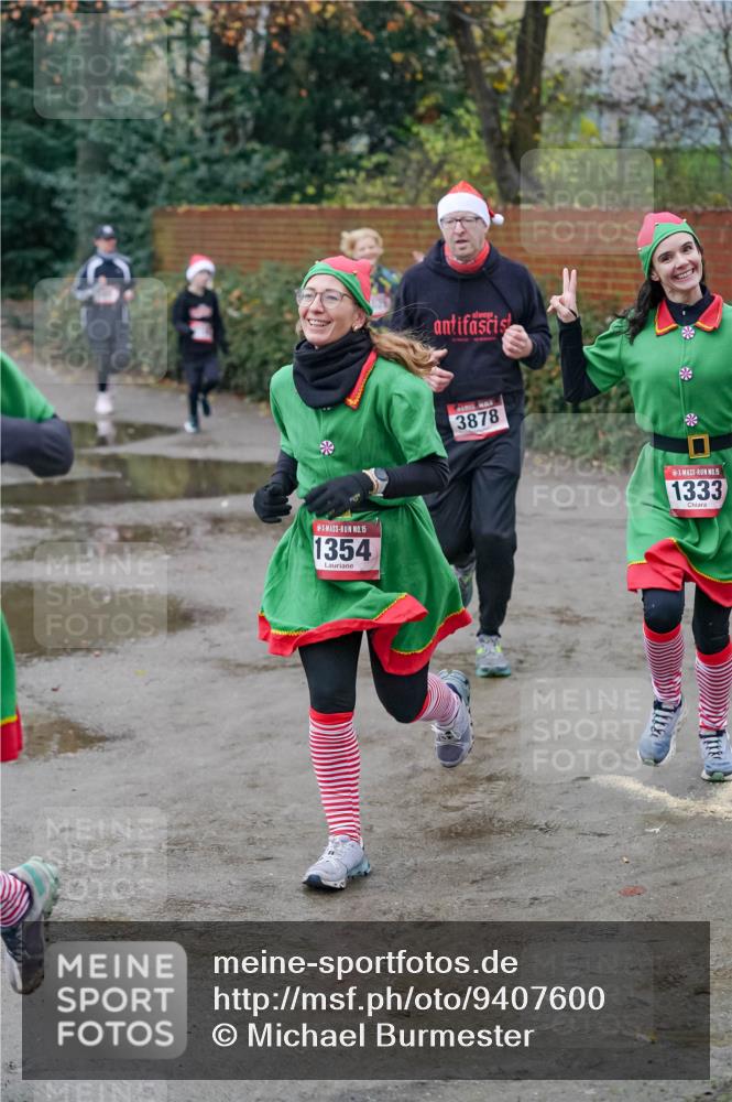 07.12.2025 - St. Pauli X-Mass-Run No. 15 Michael Burmester http://msf.ph/oto/9407600 07.12.2025 09:42:07 Laufen 15, 1354, 3878, 15, 1333 meine-sportfotos.de