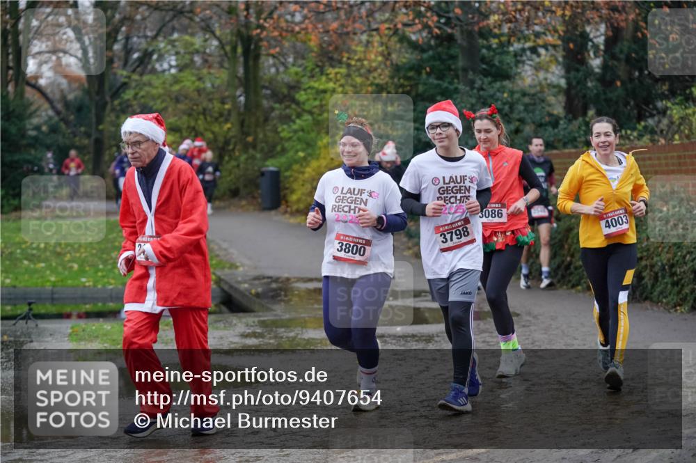 07.12.2025 - St. Pauli X-Mass-Run No. 15 Michael Burmester http://msf.ph/oto/9407654 07.12.2025 11:25:08 Laufen 15, 3800, 0253086, 5, 3798, 4003 meine-sportfotos.de