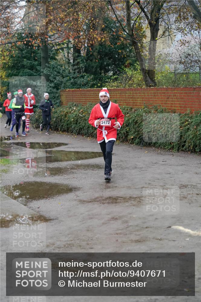 07.12.2025 - St. Pauli X-Mass-Run No. 15 Michael Burmester http://msf.ph/oto/9407671 07.12.2025 09:42:14 Laufen 2472 meine-sportfotos.de