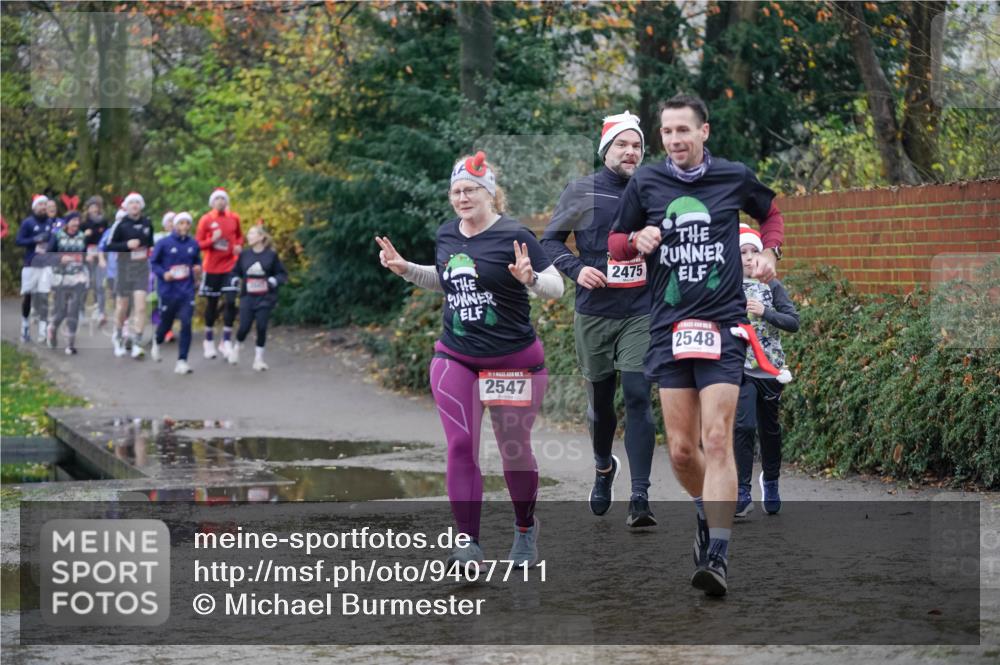 07.12.2025 - St. Pauli X-Mass-Run No. 15 Michael Burmester http://msf.ph/oto/9407711 07.12.2025 11:25:12 Laufen 5, 2547, 2475, 2548 meine-sportfotos.de
