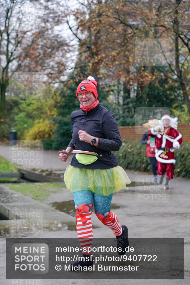 07.12.2025 - St. Pauli X-Mass-Run No. 15 Michael Burmester http://msf.ph/oto/9407722 07.12.2025 09:42:24 Laufen  meine-sportfotos.de