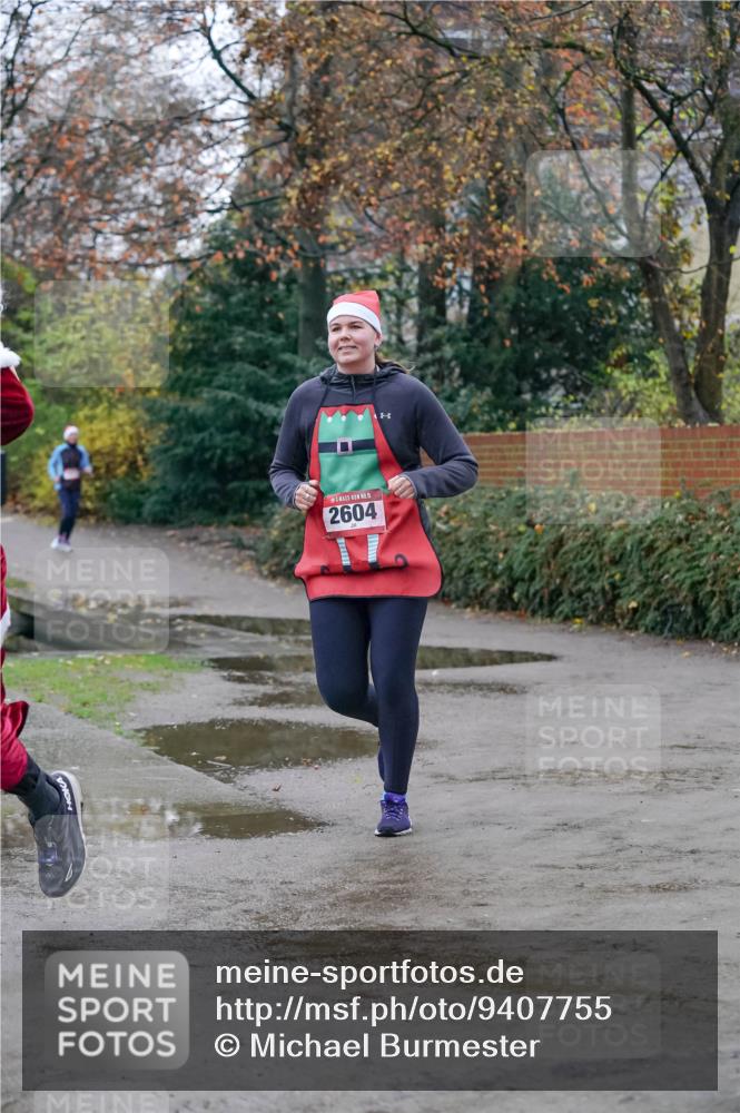 07.12.2025 - St. Pauli X-Mass-Run No. 15 Michael Burmester http://msf.ph/oto/9407755 07.12.2025 09:42:28 Laufen 2604 meine-sportfotos.de