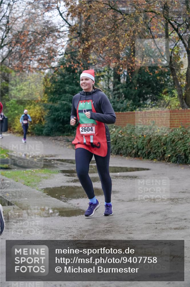 07.12.2025 - St. Pauli X-Mass-Run No. 15 Michael Burmester http://msf.ph/oto/9407758 07.12.2025 09:42:28 Laufen 2604 meine-sportfotos.de