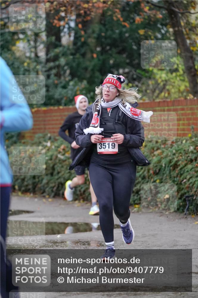 07.12.2025 - St. Pauli X-Mass-Run No. 15 Michael Burmester http://msf.ph/oto/9407779 07.12.2025 09:42:37 Laufen 1910, 3519 meine-sportfotos.de