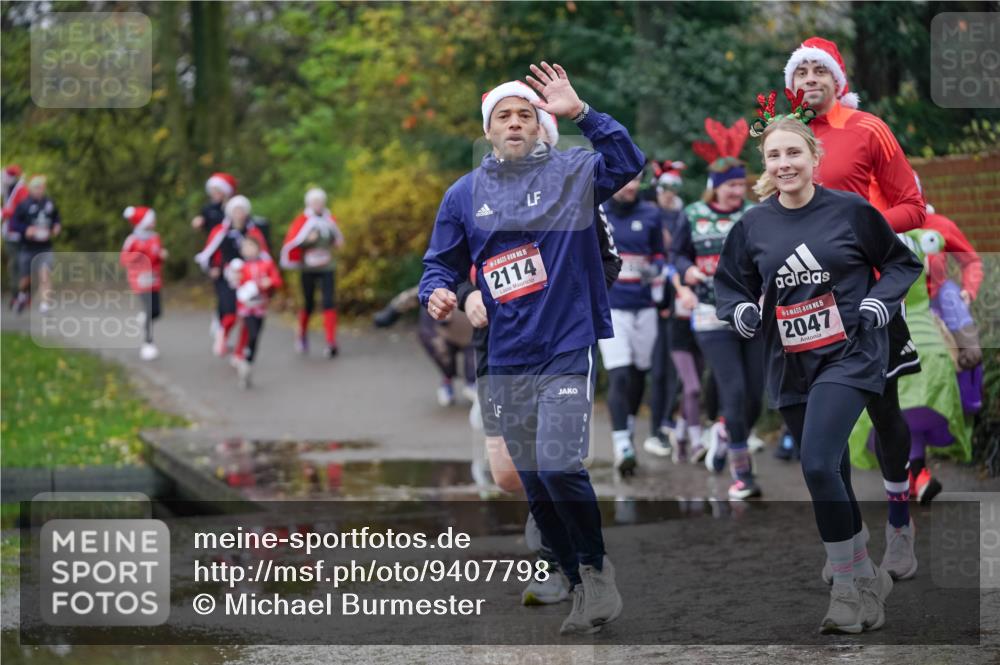 07.12.2025 - St. Pauli X-Mass-Run No. 15 Michael Burmester http://msf.ph/oto/9407798 07.12.2025 11:25:20 Laufen 15, 2114, 15, 2047 meine-sportfotos.de