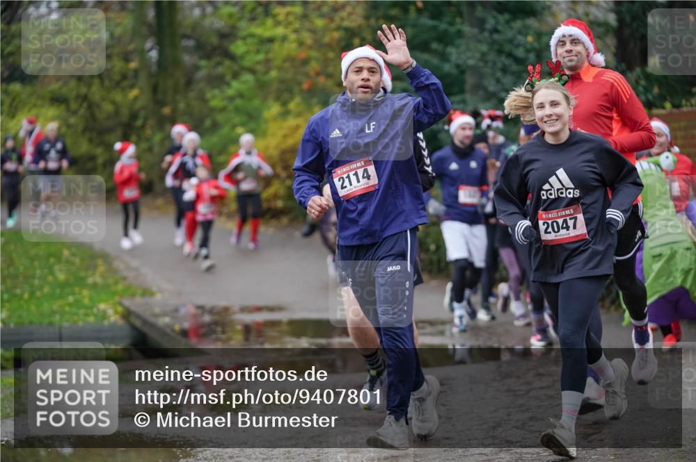 07.12.2025 - St. Pauli X-Mass-Run No. 15 Michael Burmester http://msf.ph/oto/9407801 07.12.2025 11:25:20 Laufen 15, 2114, 15, 2047 meine-sportfotos.de