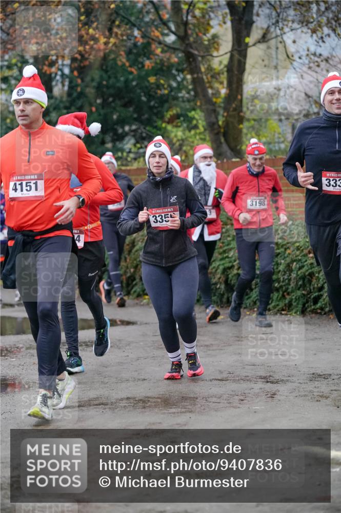 07.12.2025 - St. Pauli X-Mass-Run No. 15 Michael Burmester http://msf.ph/oto/9407836 07.12.2025 09:42:46 Laufen 15, 4151, 15, 335, 3198, 333 meine-sportfotos.de