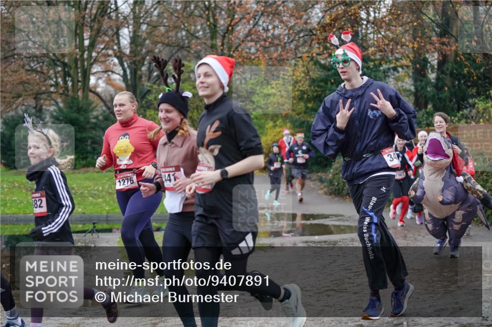 07.12.2025 - St. Pauli X-Mass-Run No. 15 Michael Burmester http://msf.ph/oto/9407891 07.12.2025 11:25:27 Laufen 201, 82, 1276, 441 meine-sportfotos.de