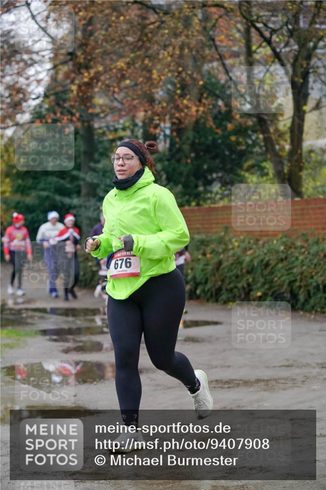 07.12.2025 - St. Pauli X-Mass-Run No. 15 Michael Burmester http://msf.ph/oto/9407908 07.12.2025 09:42:54 Laufen 1, 676 meine-sportfotos.de