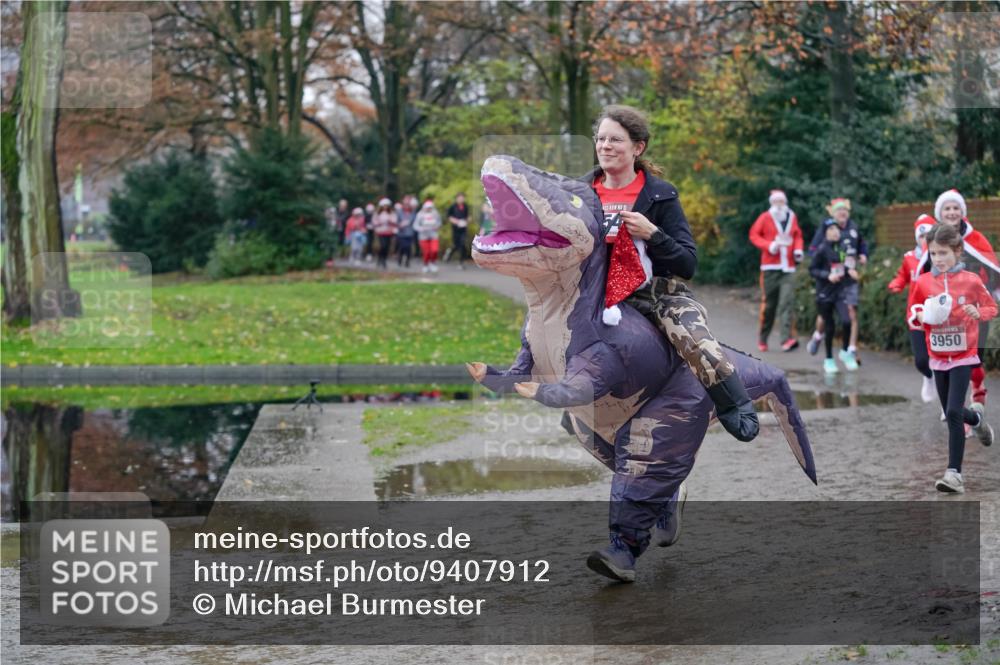 07.12.2025 - St. Pauli X-Mass-Run No. 15 Michael Burmester http://msf.ph/oto/9407912 07.12.2025 11:25:28 Laufen 3950 meine-sportfotos.de