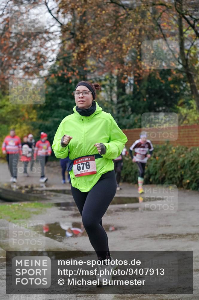07.12.2025 - St. Pauli X-Mass-Run No. 15 Michael Burmester http://msf.ph/oto/9407913 07.12.2025 09:42:54 Laufen 15, 676 meine-sportfotos.de