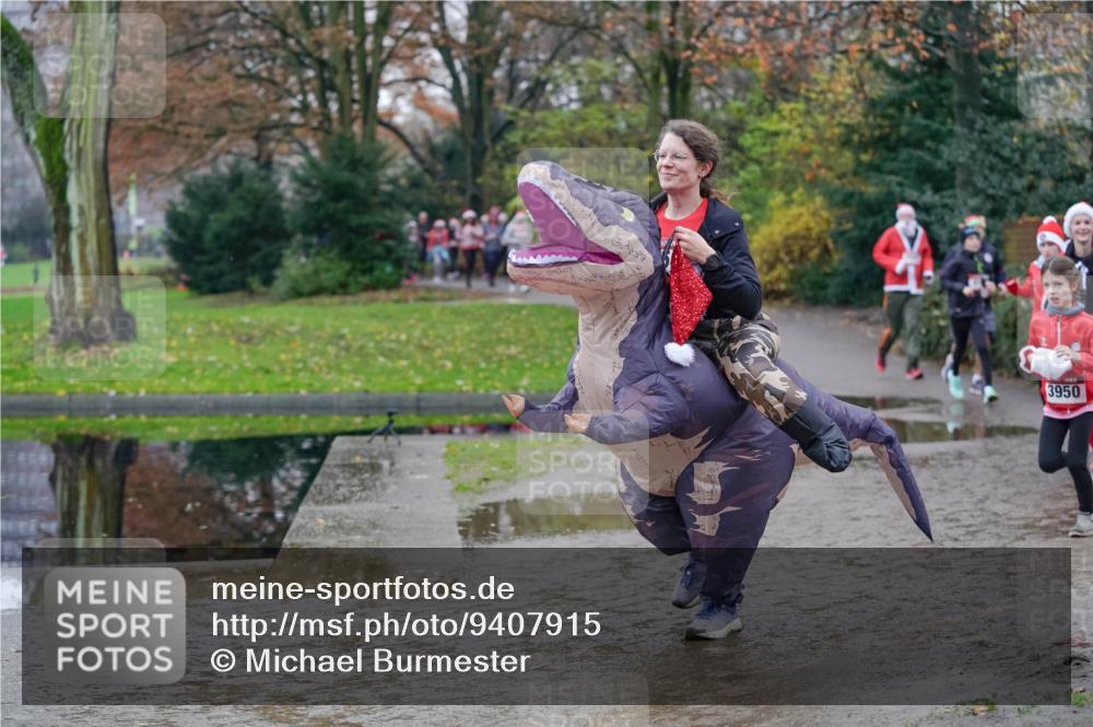 07.12.2025 - St. Pauli X-Mass-Run No. 15 Michael Burmester http://msf.ph/oto/9407915 07.12.2025 11:25:28 Laufen 3950 meine-sportfotos.de