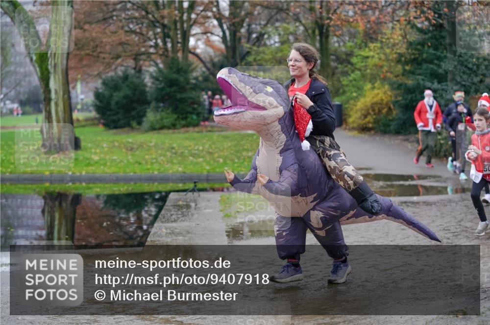07.12.2025 - St. Pauli X-Mass-Run No. 15 Michael Burmester http://msf.ph/oto/9407918 07.12.2025 11:25:29 Laufen 50 meine-sportfotos.de