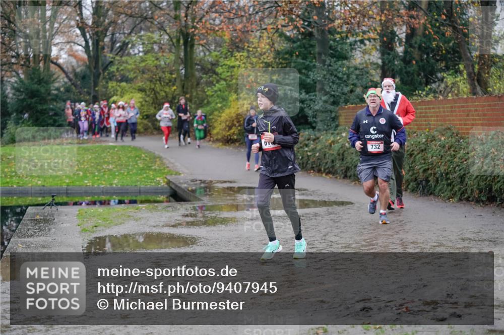 07.12.2025 - St. Pauli X-Mass-Run No. 15 Michael Burmester http://msf.ph/oto/9407945 07.12.2025 11:25:32 Laufen 732 meine-sportfotos.de