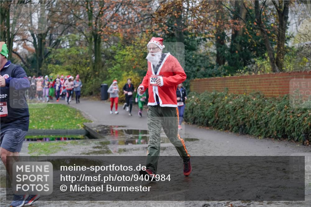 07.12.2025 - St. Pauli X-Mass-Run No. 15 Michael Burmester http://msf.ph/oto/9407984 07.12.2025 11:25:35 Laufen 2, 20 meine-sportfotos.de