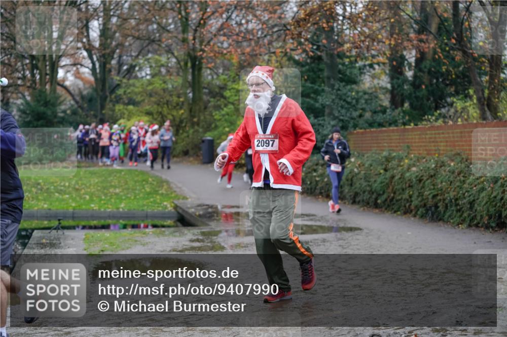 07.12.2025 - St. Pauli X-Mass-Run No. 15 Michael Burmester http://msf.ph/oto/9407990 07.12.2025 11:25:35 Laufen 15, 2097 meine-sportfotos.de
