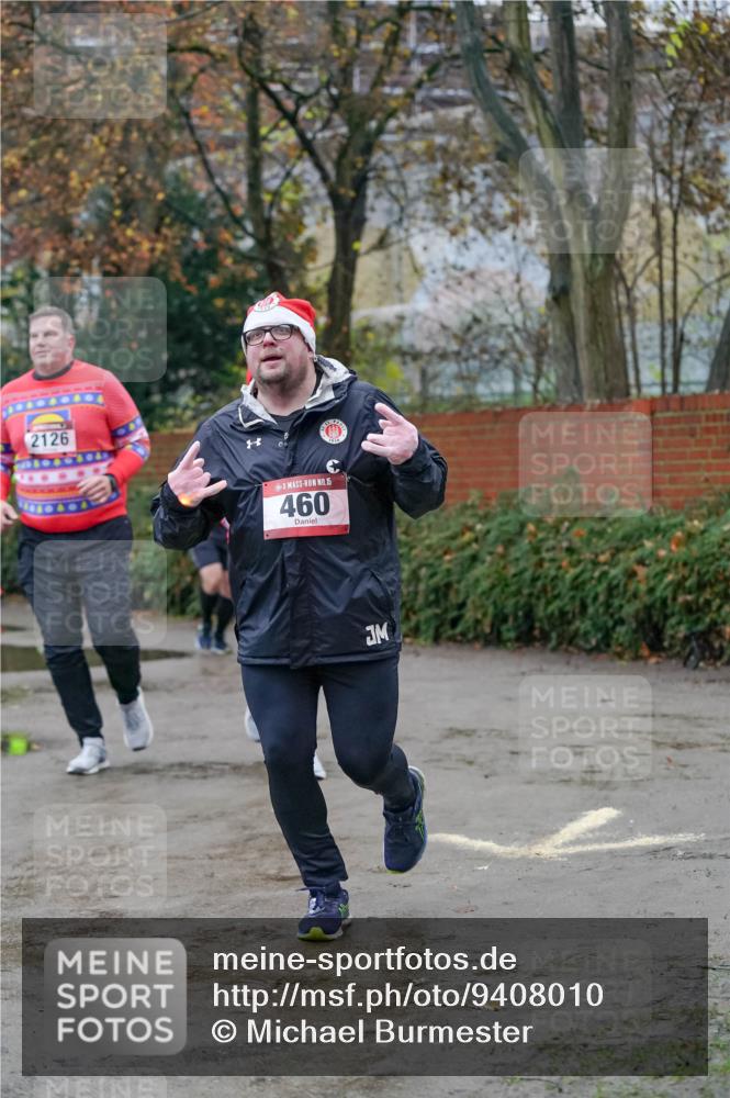 07.12.2025 - St. Pauli X-Mass-Run No. 15 Michael Burmester http://msf.ph/oto/9408010 07.12.2025 09:43:04 Laufen 2126, 15, 460 meine-sportfotos.de