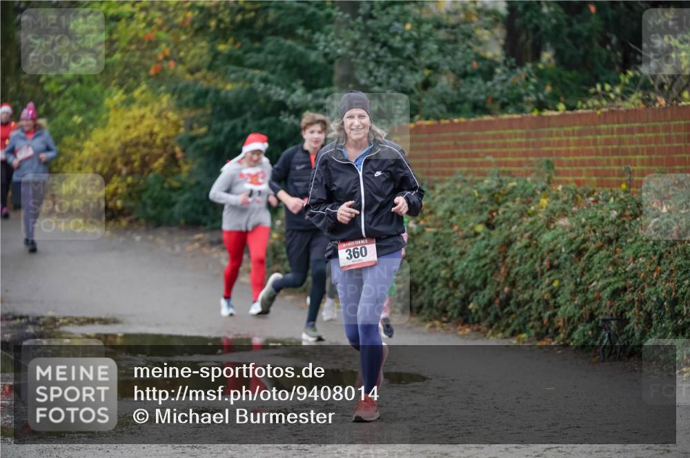 07.12.2025 - St. Pauli X-Mass-Run No. 15 Michael Burmester http://msf.ph/oto/9408014 07.12.2025 11:25:38 Laufen 5, 360 meine-sportfotos.de