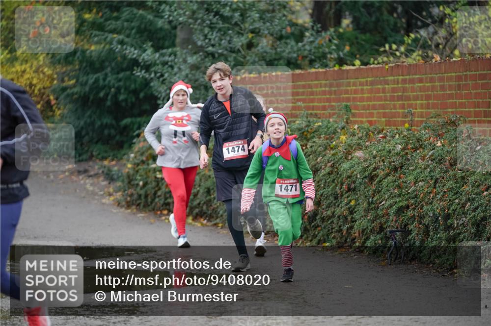 07.12.2025 - St. Pauli X-Mass-Run No. 15 Michael Burmester http://msf.ph/oto/9408020 07.12.2025 11:25:39 Laufen 1474, 1471 meine-sportfotos.de