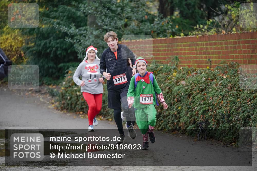 07.12.2025 - St. Pauli X-Mass-Run No. 15 Michael Burmester http://msf.ph/oto/9408023 07.12.2025 11:25:39 Laufen 1474, 1471 meine-sportfotos.de