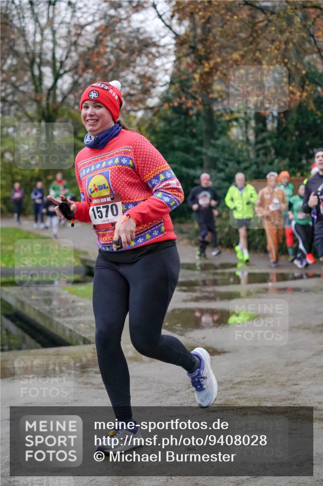 07.12.2025 - St. Pauli X-Mass-Run No. 15 Michael Burmester http://msf.ph/oto/9408028 07.12.2025 09:43:06 Laufen 1570 meine-sportfotos.de