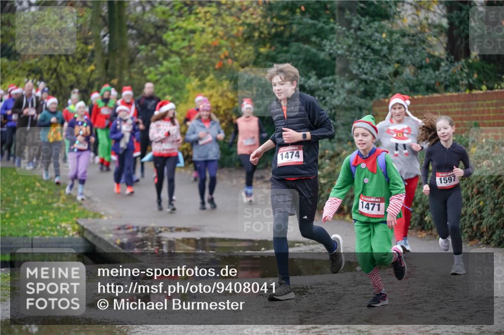 07.12.2025 - St. Pauli X-Mass-Run No. 15 Michael Burmester http://msf.ph/oto/9408041 07.12.2025 11:25:40 Laufen 1474, 1471, 1597 meine-sportfotos.de