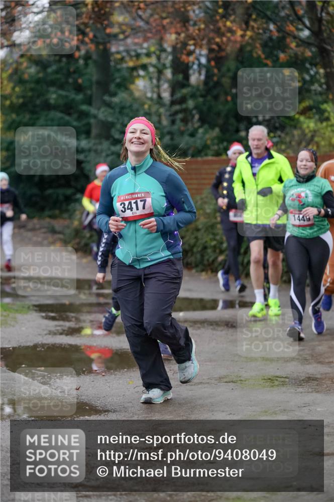 07.12.2025 - St. Pauli X-Mass-Run No. 15 Michael Burmester http://msf.ph/oto/9408049 07.12.2025 09:43:08 Laufen 15, 3417, 1449 meine-sportfotos.de