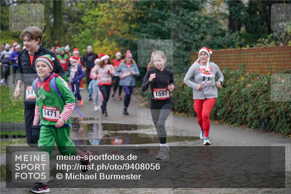 07.12.2025 - St. Pauli X-Mass-Run No. 15 Michael Burmester http://msf.ph/oto/9408056 07.12.2025 11:25:42 Laufen 14, 1471, 9, 15, 1597 meine-sportfotos.de