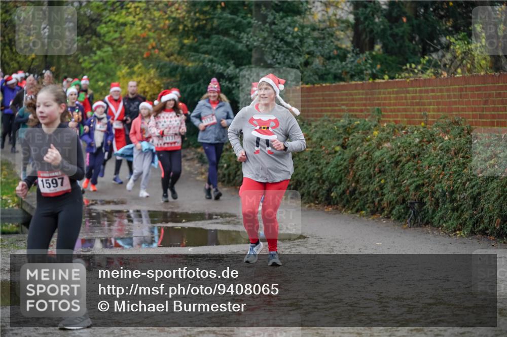 07.12.2025 - St. Pauli X-Mass-Run No. 15 Michael Burmester http://msf.ph/oto/9408065 07.12.2025 11:25:42 Laufen 1597, 1132 meine-sportfotos.de