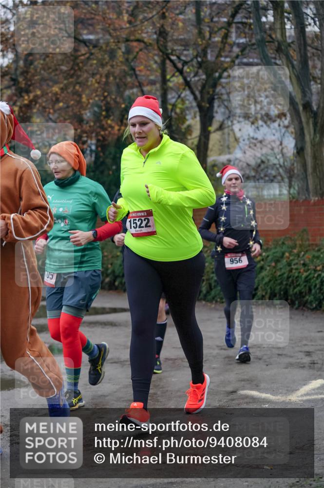 07.12.2025 - St. Pauli X-Mass-Run No. 15 Michael Burmester http://msf.ph/oto/9408084 07.12.2025 09:43:12 Laufen 05, 15, 1522, 956 meine-sportfotos.de