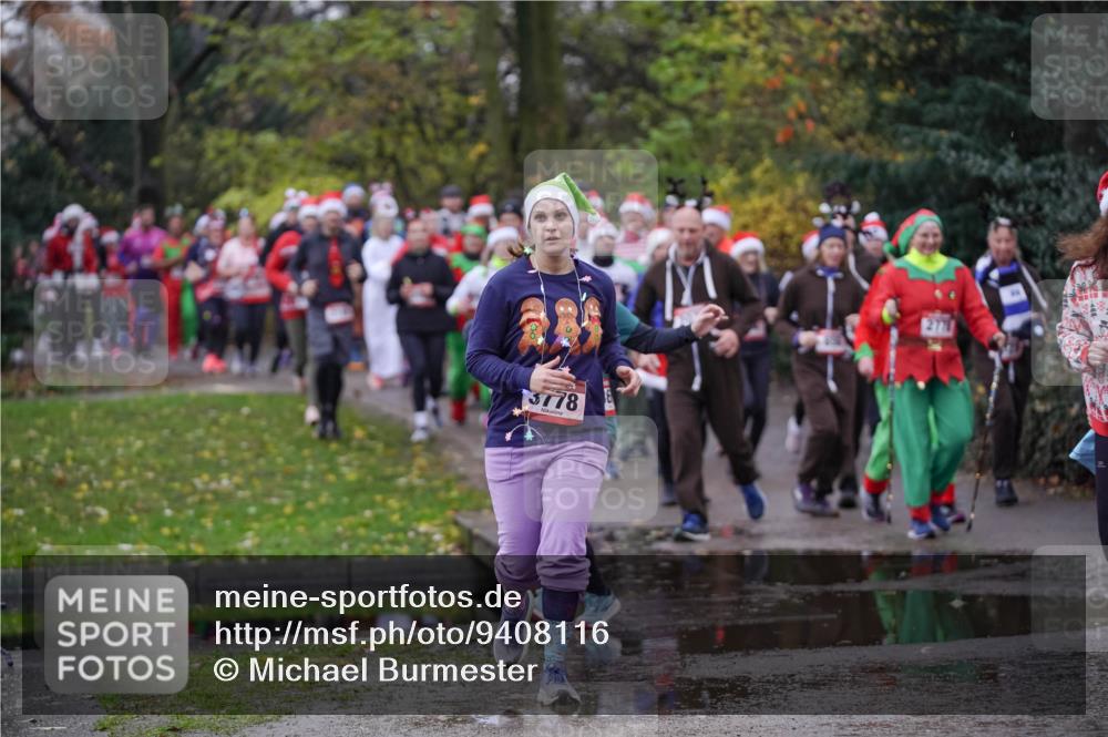 07.12.2025 - St. Pauli X-Mass-Run No. 15 Michael Burmester http://msf.ph/oto/9408116 07.12.2025 11:25:47 Laufen 3778, 271 meine-sportfotos.de