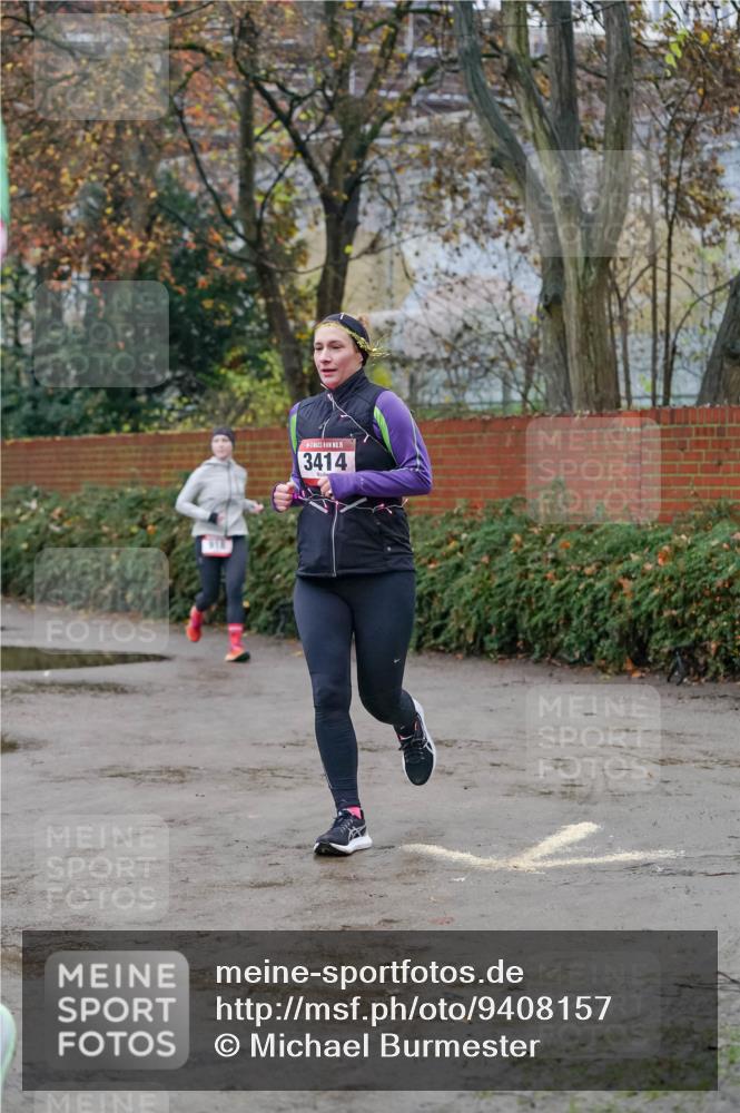 07.12.2025 - St. Pauli X-Mass-Run No. 15 Michael Burmester http://msf.ph/oto/9408157 07.12.2025 09:43:19 Laufen 918, 15, 3414 meine-sportfotos.de