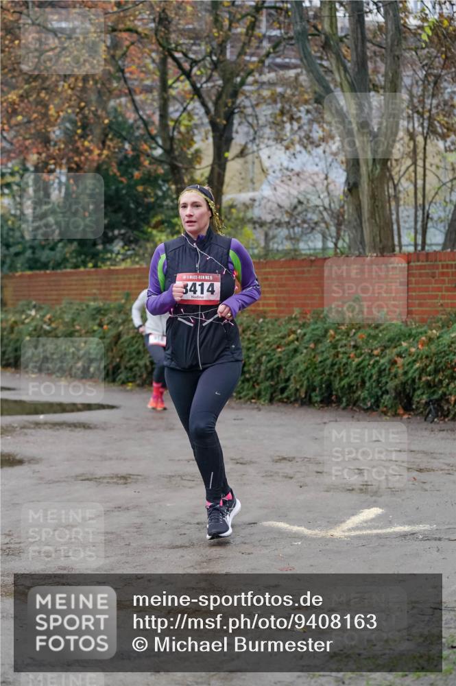 07.12.2025 - St. Pauli X-Mass-Run No. 15 Michael Burmester http://msf.ph/oto/9408163 07.12.2025 09:43:19 Laufen 15, 3414 meine-sportfotos.de