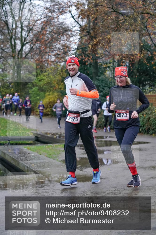 07.12.2025 - St. Pauli X-Mass-Run No. 15 Michael Burmester http://msf.ph/oto/9408232 07.12.2025 09:43:29 Laufen 15, 2975, 15, 2973 meine-sportfotos.de