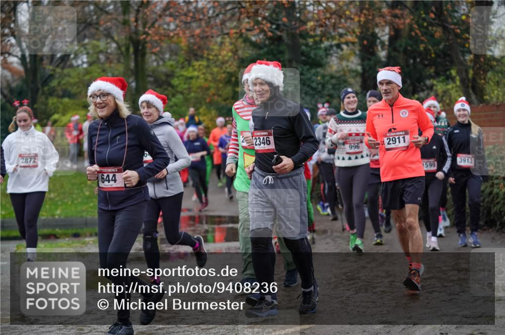 07.12.2025 - St. Pauli X-Mass-Run No. 15 Michael Burmester http://msf.ph/oto/9408236 07.12.2025 11:25:58 Laufen 2872, 644, 64, 2346, 996, 2911, 3913, 1599 meine-sportfotos.de