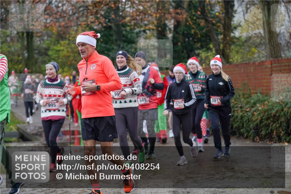 07.12.2025 - St. Pauli X-Mass-Run No. 15 Michael Burmester http://msf.ph/oto/9408254 07.12.2025 11:26:00 Laufen 995, 5, 99, 949, 1500, 391 meine-sportfotos.de