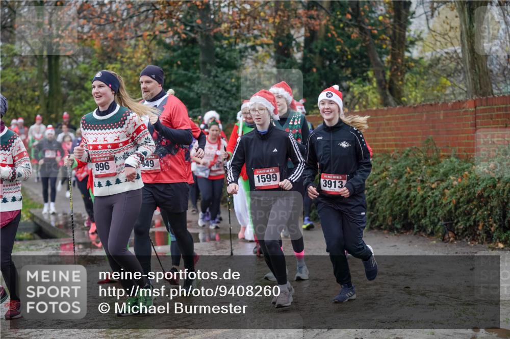 07.12.2025 - St. Pauli X-Mass-Run No. 15 Michael Burmester http://msf.ph/oto/9408260 07.12.2025 11:26:00 Laufen 1000000, 15, 996, 949, 5, 1599, 15, 3913 meine-sportfotos.de