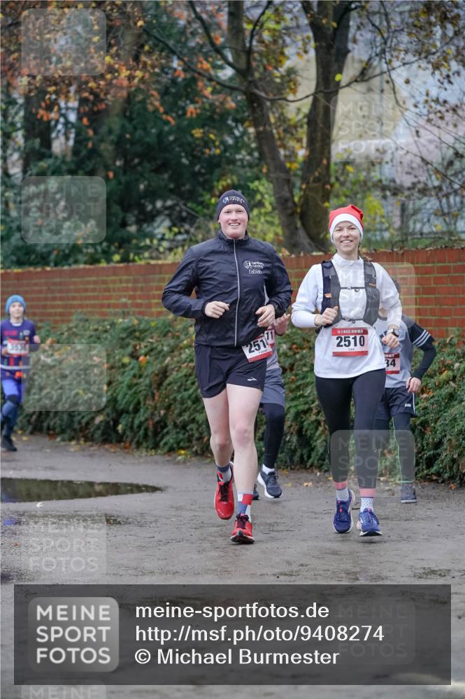 07.12.2025 - St. Pauli X-Mass-Run No. 15 Michael Burmester http://msf.ph/oto/9408274 07.12.2025 09:43:33 Laufen 2517, 5, 2510, 34 meine-sportfotos.de