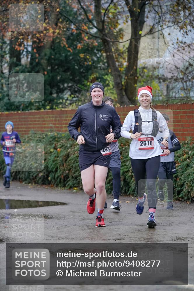 07.12.2025 - St. Pauli X-Mass-Run No. 15 Michael Burmester http://msf.ph/oto/9408277 07.12.2025 09:43:33 Laufen 251, 2510, 3 meine-sportfotos.de