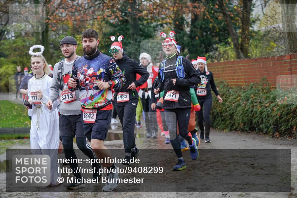 07.12.2025 - St. Pauli X-Mass-Run No. 15 Michael Burmester http://msf.ph/oto/9408299 07.12.2025 11:26:04 Laufen 331, 3313, 2842, 3482, 3471, 4427 meine-sportfotos.de