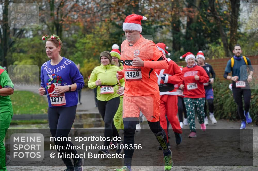 07.12.2025 - St. Pauli X-Mass-Run No. 15 Michael Burmester http://msf.ph/oto/9408356 07.12.2025 11:26:09 Laufen 15, 2877, 3583, 15, 4426, 1926, 2624 meine-sportfotos.de