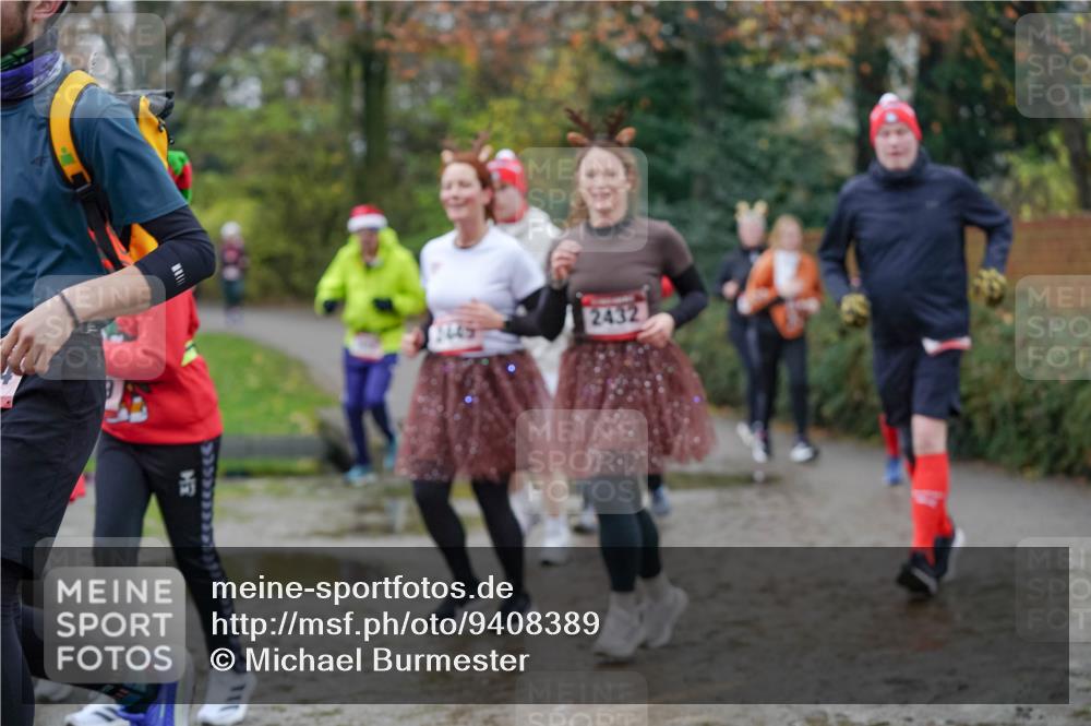 07.12.2025 - St. Pauli X-Mass-Run No. 15 Michael Burmester http://msf.ph/oto/9408389 07.12.2025 11:26:13 Laufen 2432 meine-sportfotos.de